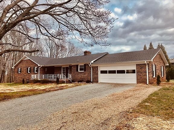 2nd image of 504 Belle Isle Dr