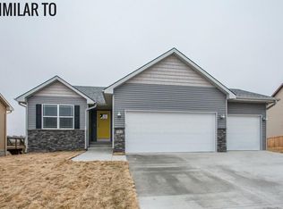 417 W Centennial Dr, Huxley, IA 50124