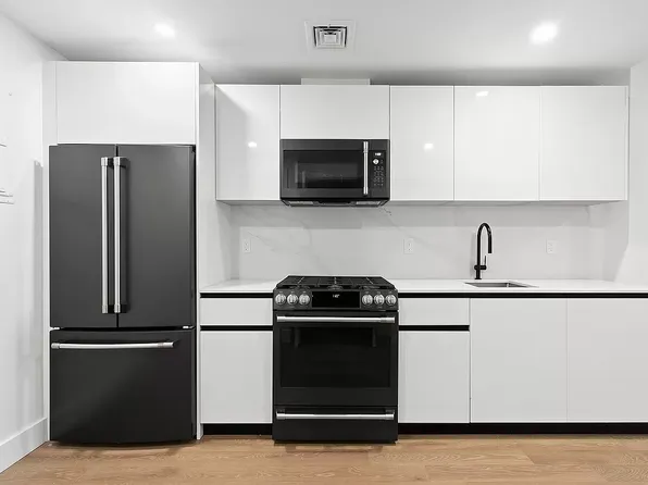 1670 East 19th Street image 1 of 7