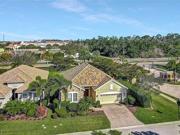 2nd image of 21307 Estero Vista CT