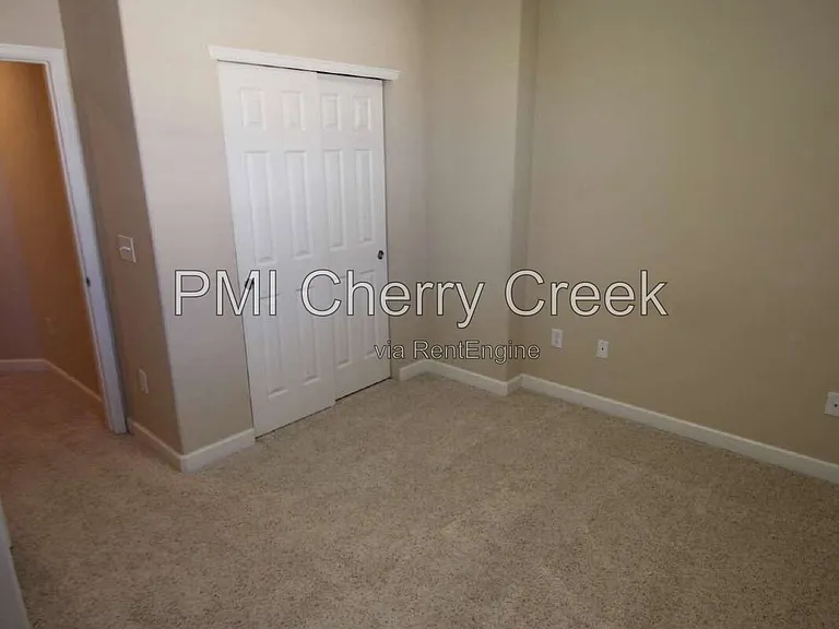 6385 S Xanadu Way — Photo 29