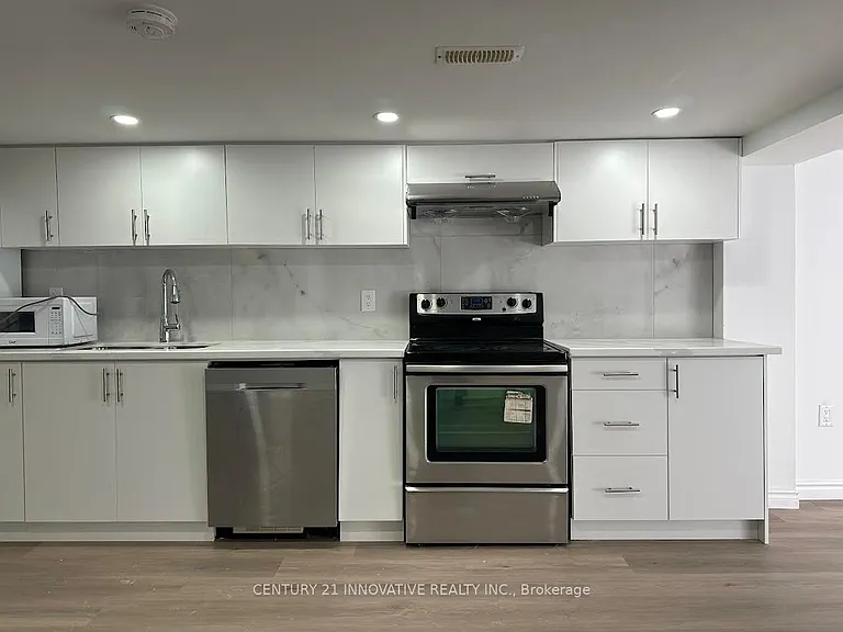 240 Parkview Hill Cres #BASEMENT — Photo 5