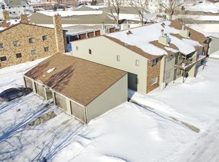 2402 18th St S APT 3, Fargo, ND 58103