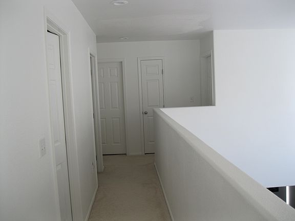 3rd image of 4957 Tioga Pass Ave