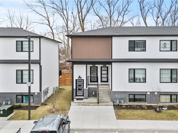 4263 4th Ave #511, Niagara Falls, ON L2E 0C2