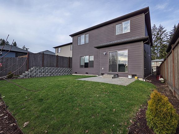 Backyard (Well maintained lawn)