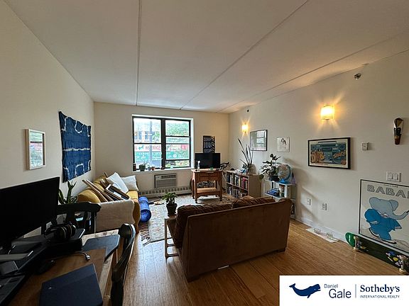 4th image of 433 3rd Ave APT 2C