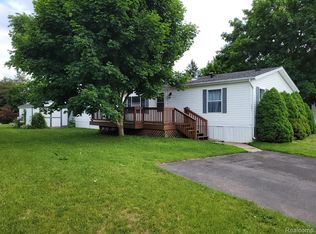 3651 Juniper St, Clarkston, MI 48348