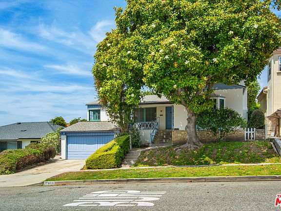 3rd image of 4913 Presidio Dr