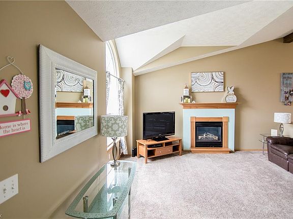 3rd image of 5788 W Breezeway Dr