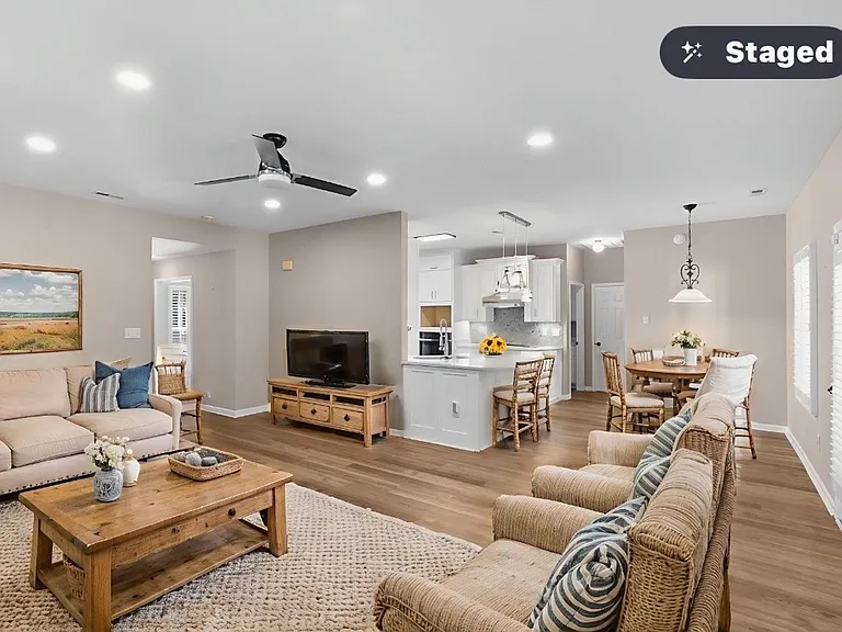 165 Brass Oak Dr — Photo 13