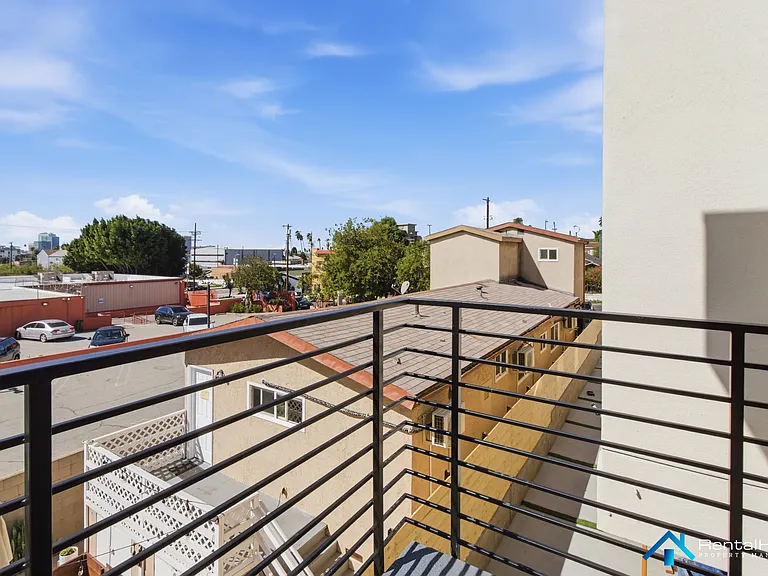 326 N La Fayette Park Pl — Photo 18