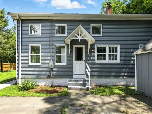 5 Church Street APT R, East Windsor, CT 06016