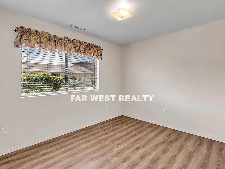 4945 N Harlequin Dr — Photo 17