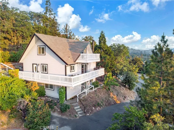1243 Grass Valley Rd, Lake Arrowhead, CA 92352