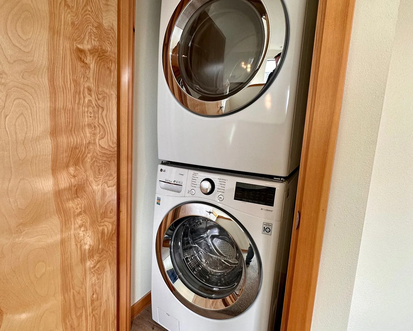 Ballard 58 — Photo 3
