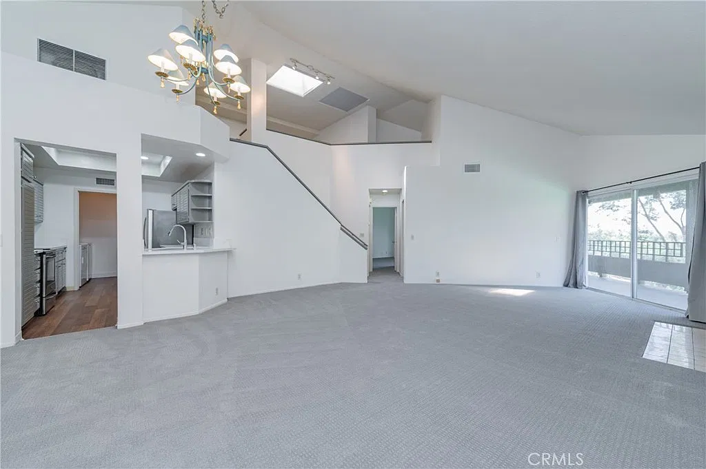 3 bed, 1682 sqft, $4,500 — Photo 2