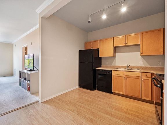 4th image of 13580 Technology Dr APT 3211
