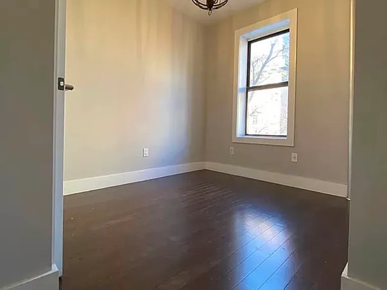 618 W 182nd St #51 — Photo 6
