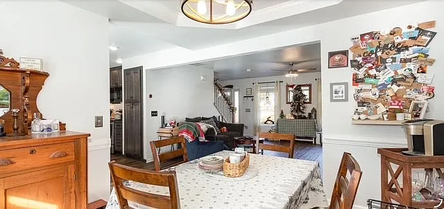 4 bed, 2.5 bath, 2972 sqft, $2,000 — Photo 4