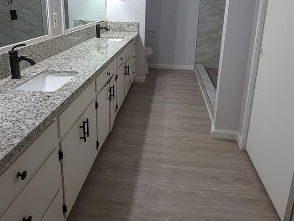 5th image of 3516 Harmony Dr
