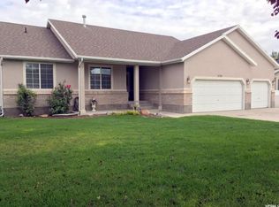 3762 W Elk Valley Ln, South Jordan, UT 84009