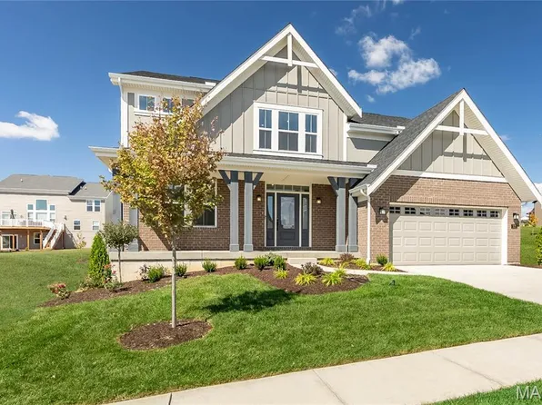 717 Southerland Dr, O'Fallon, MO 63368