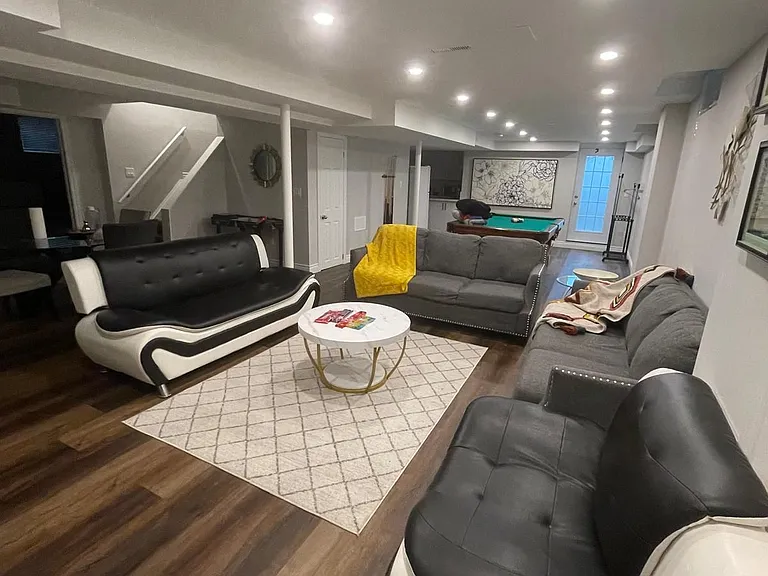 1499 Hollywell Ave #BASEMENT — Photo 13