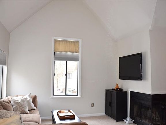 4th image of 1266 Norberry Ct APT 25