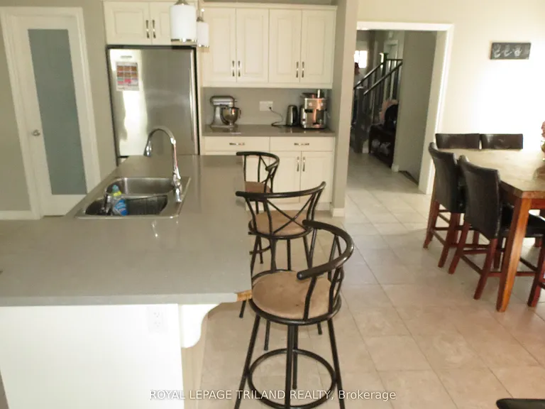 204 Peach Tree Blvd #MAIN LEVEL — Photo 8