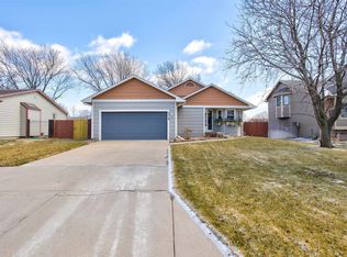 2218 N Fallen Tree Ct, Derby, KS 67037