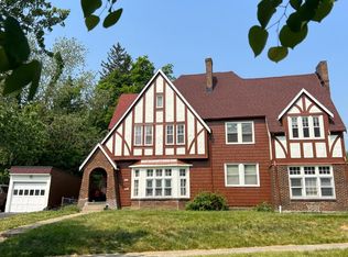 3672 Cummings Rd, Cleveland Heights, OH 44118