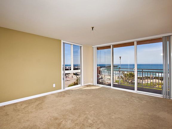 4th image of 4627 Ocean Blvd Unit 206