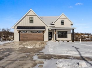 541 Security Blvd, Green Bay, WI 54313