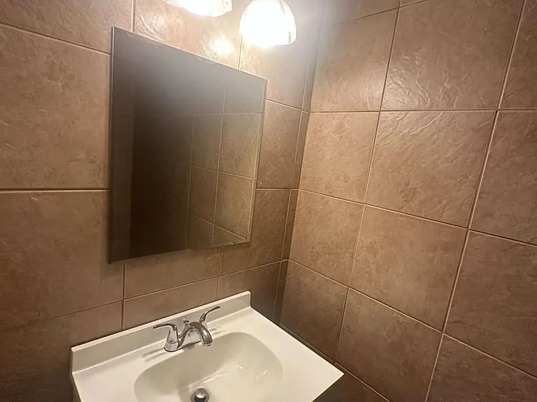 40 Lake Ct — Photo 12