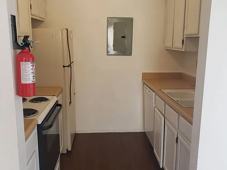 6729 Pahokee Ct — Photo 6