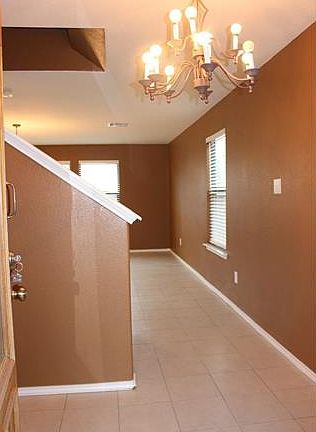 3rd image of 5621 Thunder Gulch Dr