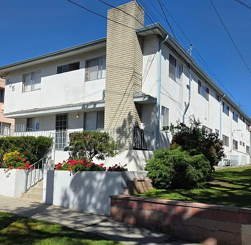 535 E Hazel St #6 Photo 1