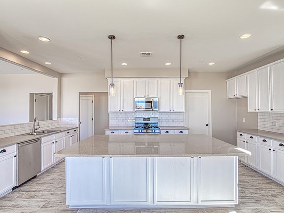 3rd image of 17148 S Painted Vistas Way