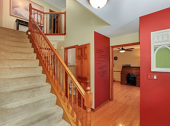 3rd image of 630 Cleavland Dr