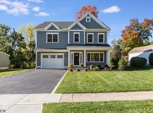 71 Hamilton St, Madison, NJ 07940