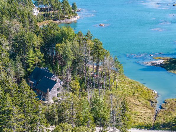 133 Scraggle Point Road, Saint George, ME 04859