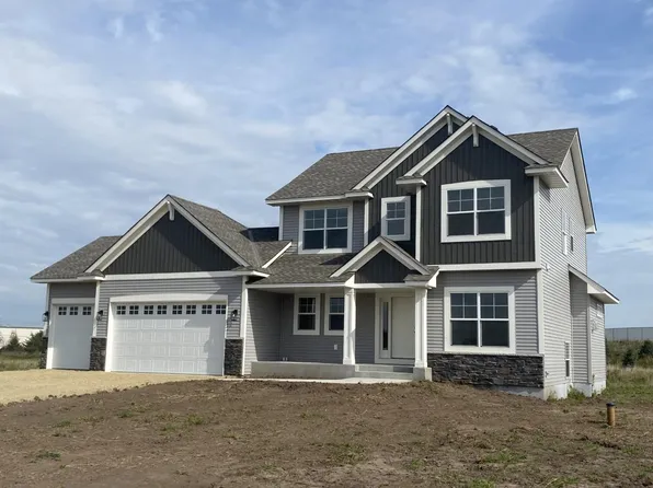 664 Edna Dr, Hudson, WI 54016