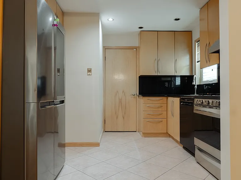 218 E Brinkerhoff Ave — Photo 9