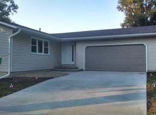 309 Cordoba Ave, Cedar Falls, IA 50613
