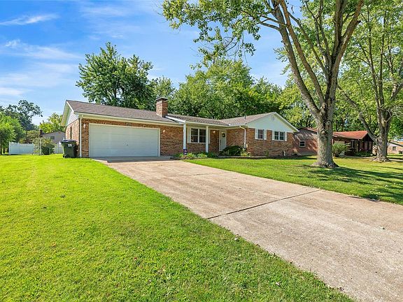 2nd image of 230 W Eldondale Dr