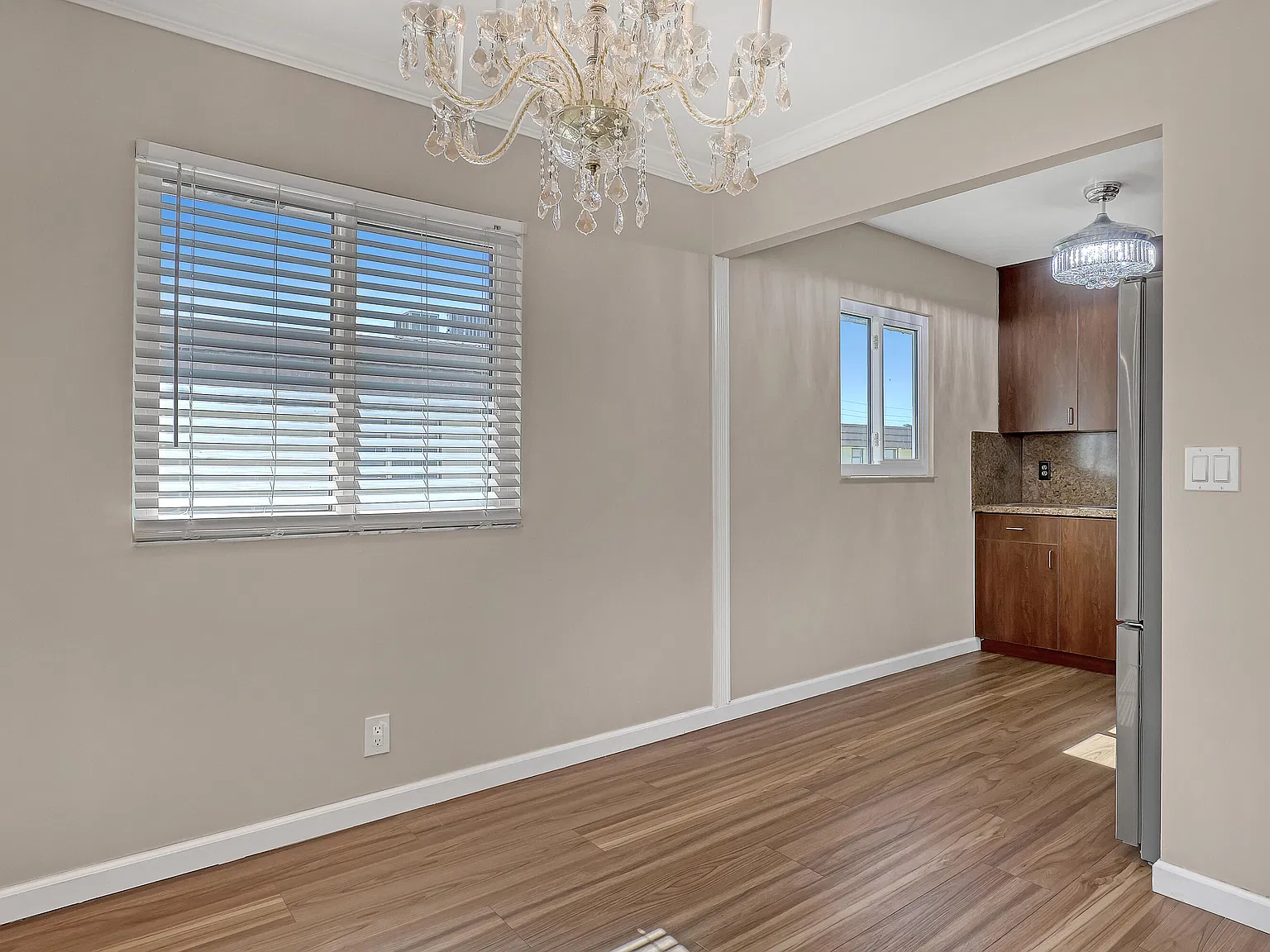 2 bed, 2.0 bath, 880 sqft, $1,500 — Photo 4