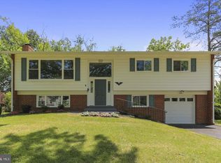 11811 Smoketree Rd, Rockville, MD 20854