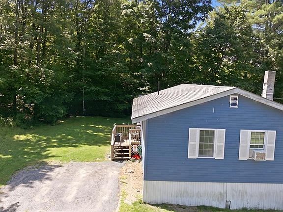 2nd image of 558 Roxbury Road