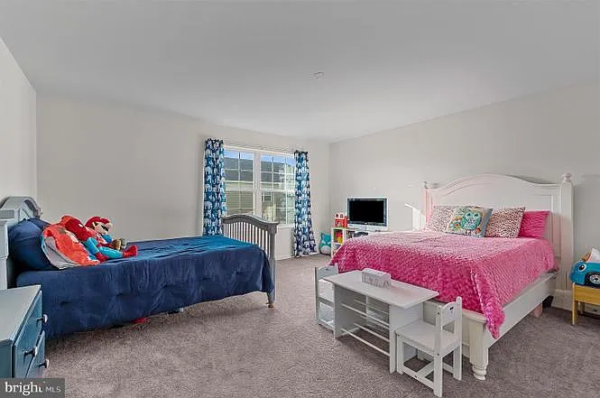 168 Sirius Dr — Photo 25
